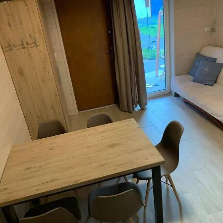 Letniskowe Ibiza Lodge *