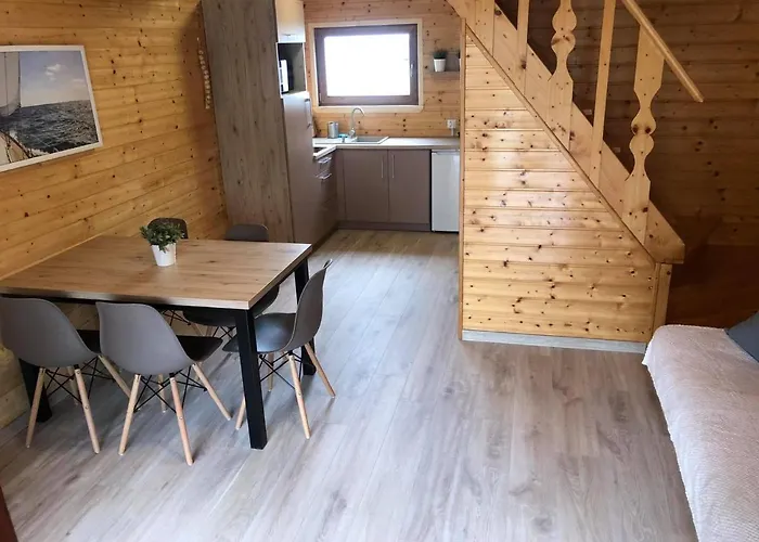 Letniskowe Ibiza Lodge *